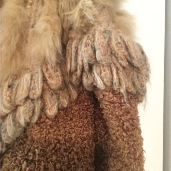 Designer Luxury wool handcrafted fur jacket - Picture 9 of 15